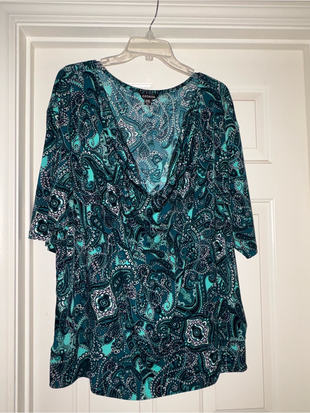 George Teal Paisley V-Neck Women’s Top 3X